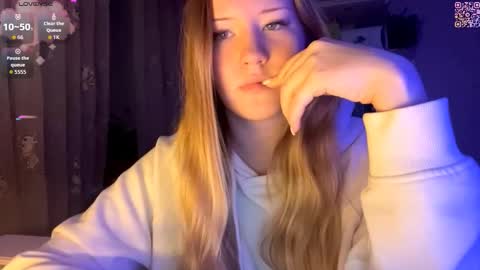 Snapshot of love_haven chatting on 02-06-26, 05:27 Megan online show from 02-06-26, 05:27