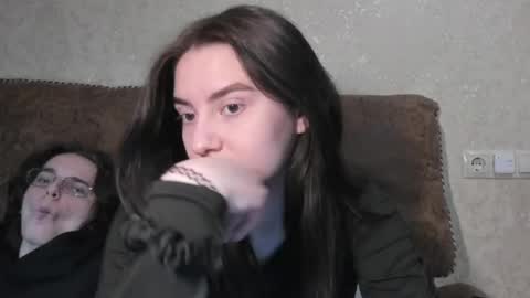 LINA online show from 03-20-26, 04:39