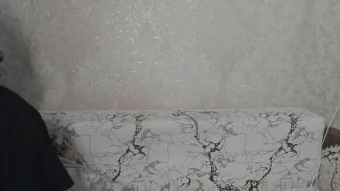 Snapshot of love_lina_muuur chatting on 05-19-26, 03:40 LINA online show from 05-19-26, 03:40