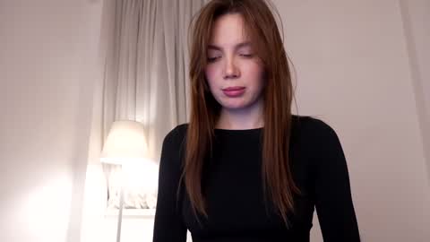 Snapshot of love_machine_ chatting on 12-22-24, 02:49 Sofi online show from 12-22-24, 02:49