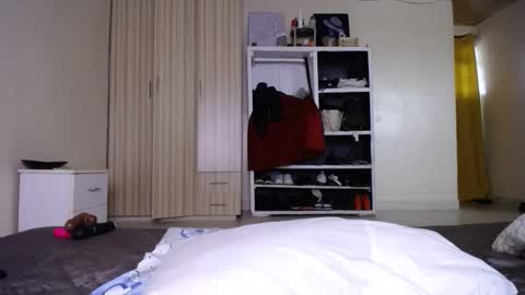 Snapshot of love_niahh chatting on 11-30-25, 12:53 niahh online show from 11-30-25, 12:53