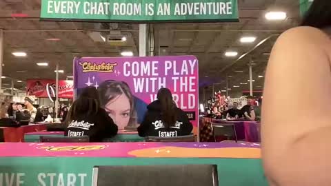 Snapshot of love_raquel_xo chatting on 12-08-24, 06:28 Raquel Love online show from 12-08-24, 06:28