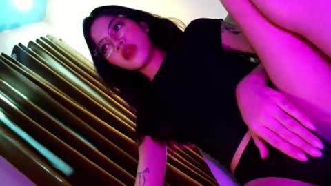 Seren online show from 11-18-25, 07:13