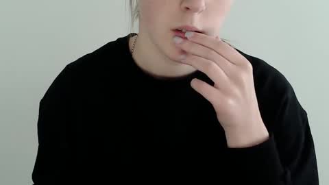 Vivian online show from 11-04-25, 10:25