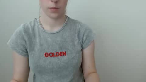 Vivian online show from 03-10-26, 01:05