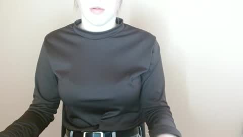 Vivian online show from 04-09-26, 12:32