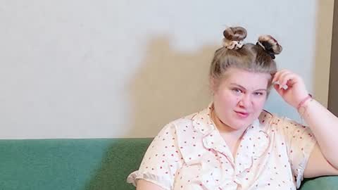 Ally online show from 12-10-24, 01:22