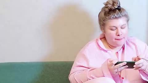 Ally online show from 01-31-25, 12:51