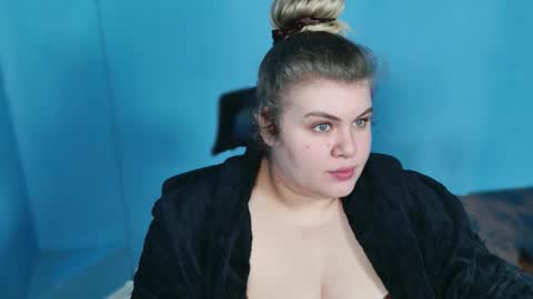 Snapshot of love_wiggy18 chatting on 02-18-26, 07:48 Ally online show from 02-18-26, 07:48