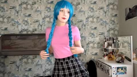 Kim online show from 04-06-26, 01:45