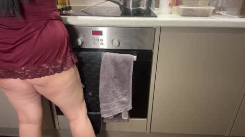 Celine online show from 11-07-25, 06:30