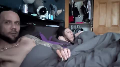 lovecoupleqc online show from 04-12-26, 12:54