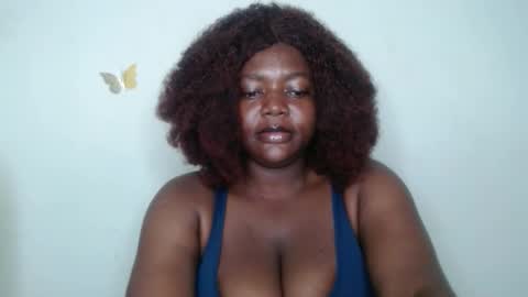 Snapshot of lovecumsluttie chatting on 10-18-25, 09:59 mila online show from 10-18-25, 09:59