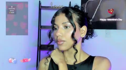 Snapshot of lovecurls_ chatting on 02-23-25, 01:02 Luna online show from 02-23-25, 01:02