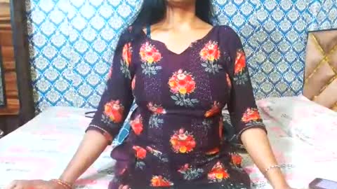 Divya online show from 10-22-25, 11:04