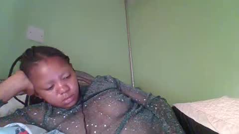 Snapshot of lovegal335 chatting on 03-12-26, 05:46 lovegal335 online show from 03-12-26, 05:46