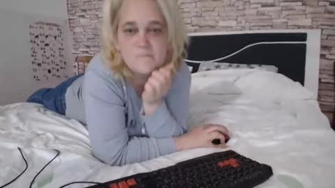 heaven online show from 04-27-26, 04:27