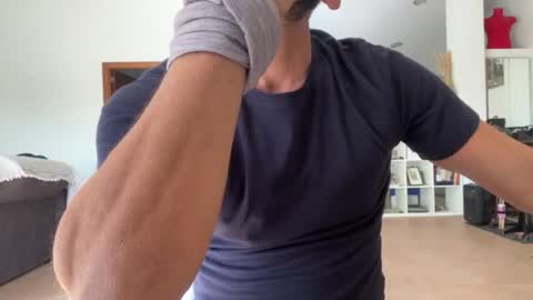 Snapshot of loveisperfect chatting on 11-01-25, 09:22 Loveisperfect online show from 11-01-25, 09:22