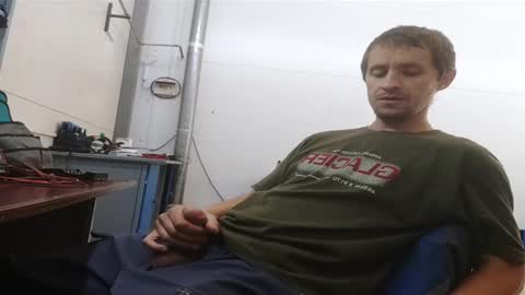Snapshot of lovejimmi chatting on 09-17-25, 05:42 lovejimmi online show from 09-17-25, 05:42