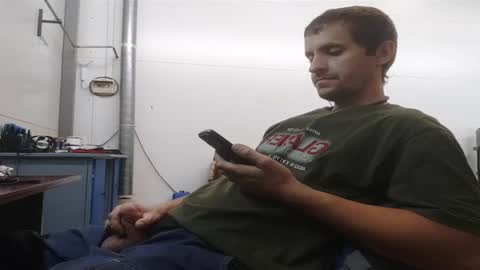 Snapshot of lovejimmi chatting on 09-18-25, 05:42 lovejimmi online show from 09-18-25, 05:42