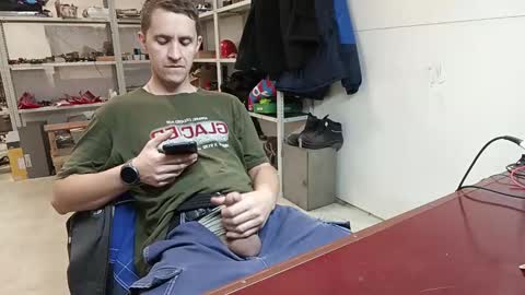 lovejimmi online show from 11-11-25, 06:57