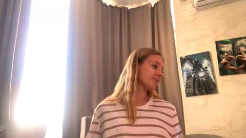 Snapshot of lovelladeboer chatting on 10-06-25, 11:40 Ella online show from 10-06-25, 11:40