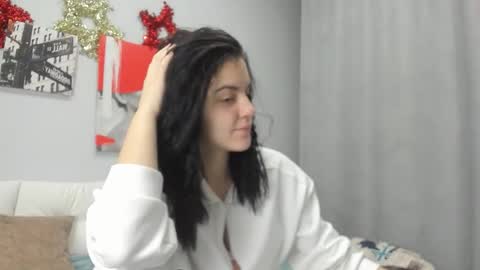 Snapshot of lovely__audrey chatting on 12-14-25, 01:22 lovely__audrey online show from 12-14-25, 01:22