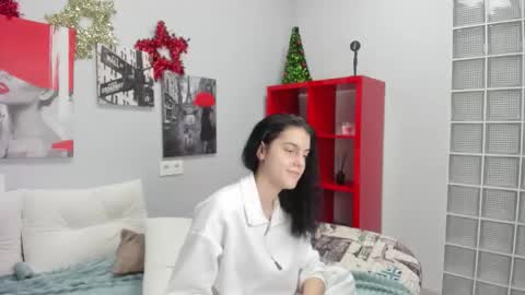 Snapshot of lovely__audrey chatting on 12-14-25, 01:27 lovely__audrey online show from 12-14-25, 01:27