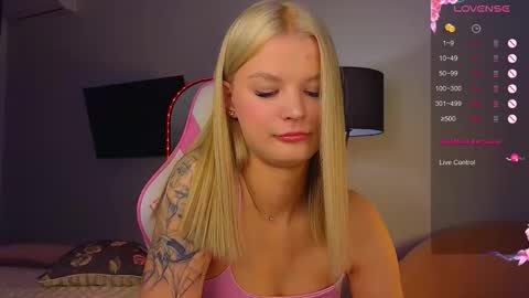 Jenny online show from 11-07-25, 01:00