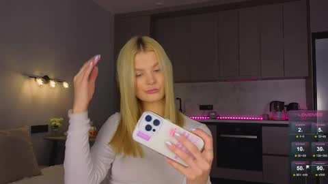 Jenny online show from 05-21-26, 02:51