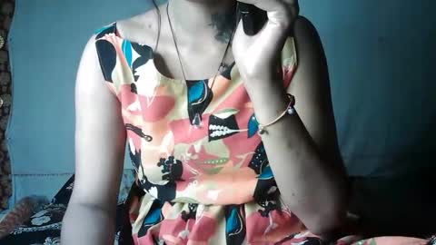Snapshot of lovely_bhabhai chatting on 06-01-26, 10:06 Indian Queen online show from 06-01-26, 10:06