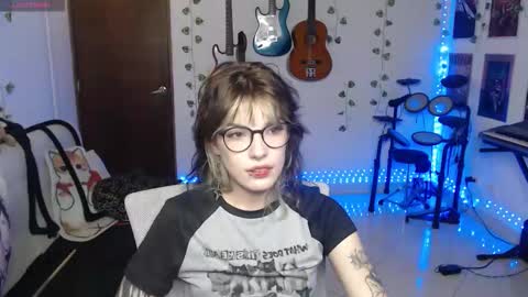 Cassie online show from 11-22-25, 01:26