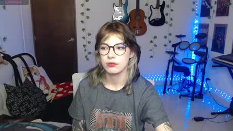 Cassie online show from 11-23-25, 12:54