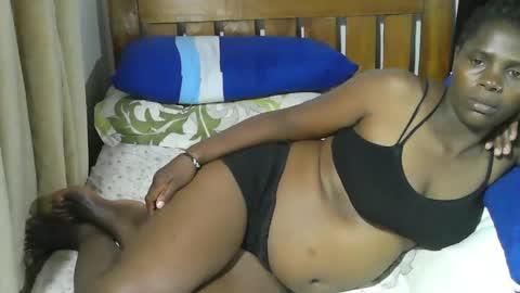 Snapshot of lovely_cassy chatting on 09-23-25, 03:15 Cassy online show from 09-23-25, 03:15