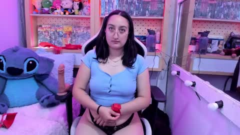 Chloe online show from 03-03-25, 01:53