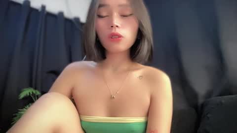 lovely_cittie18 online show from 03-09-26, 04:16