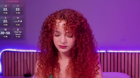 Snapshot of lovely_emma18 chatting on 02-10-25, 06:56 Emma online show from 02-10-25, 06:56