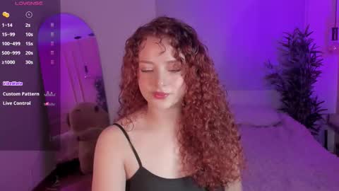 Snapshot of lovely_emma18 chatting on 01-07-26, 03:14 Emma online show from 01-07-26, 03:14