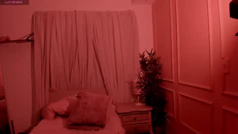 Emma online show from 07-21-26, 01:02