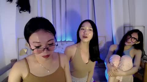 lovely_lianne online show from 03-26-26, 12:44