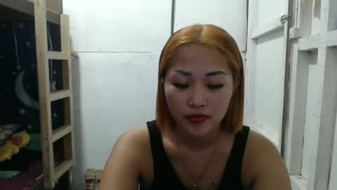 Snapshot of lovely_singlemom chatting on 05-12-26, 03:47 ask me dear online show from 05-12-26, 03:47