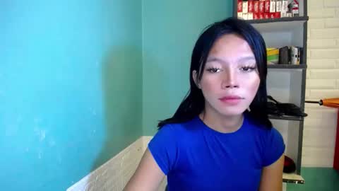 Snapshot of lovely_thea_xoxo chatting on 05-22-26, 07:30 Thea online show from 05-22-26, 07:30