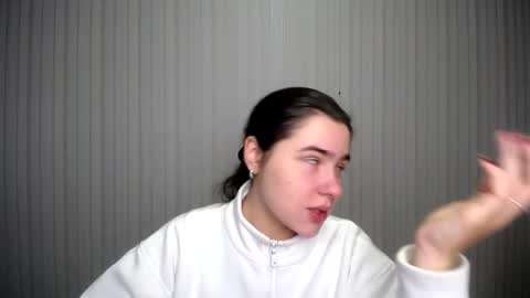 Snapshot of lovelyangel_xx chatting on 12-05-24, 08:55 lovelyangel_xx online show from 12-05-24, 08:55