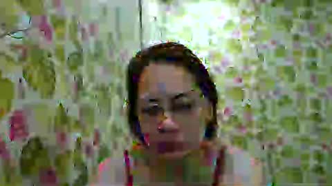 Snapshot of lovelyasiancutie chatting on 01-12-26, 08:36 lovelyasiancutie online show from 01-12-26, 08:36