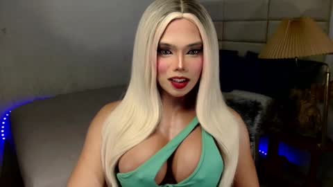 LOVELY CAREL 777 online show from 11-17-25, 03:51