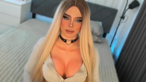 LOVELY CAREL 777 online show from 04-13-26, 03:23