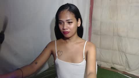 Snapshot of lovelycarmilla chatting on 04-09-26, 12:54 Carnilla online show from 04-09-26, 12:54