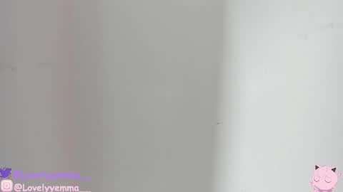 Snapshot of lovelyemma__ chatting on 01-11-26, 05:56 online show from 01-11-26, 05:56