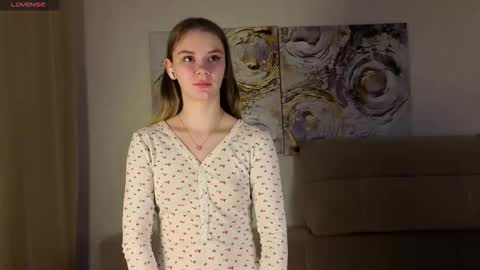 lovelygracee online show from 11-22-25, 02:16
