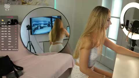 Snapshot of lovelygracee chatting on 06-17-26, 03:02 lovelygracee online show from 06-17-26, 03:02